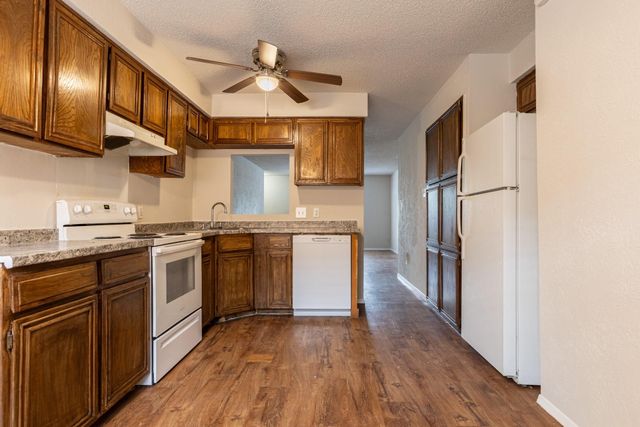 323 W William Cannon DR A, Austin, TX 78745