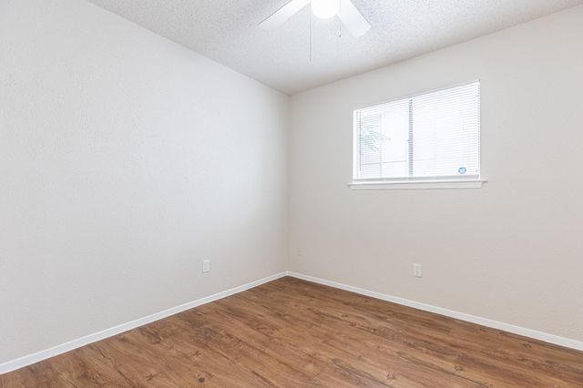 323 W William Cannon DR A, Austin, TX 78745