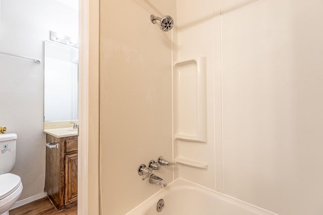 323 W William Cannon DR A, Austin, TX 78745