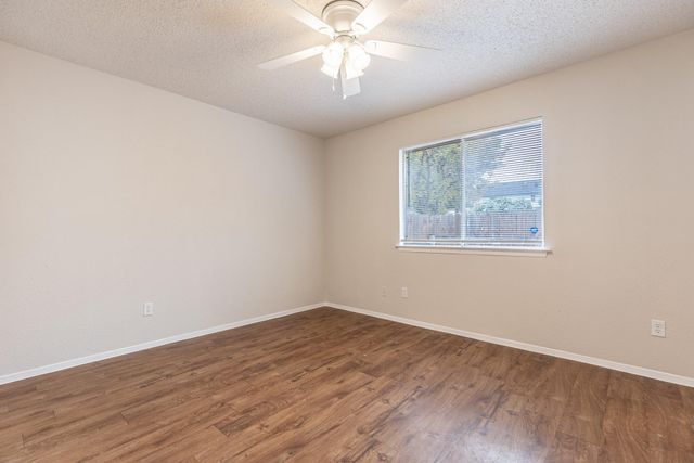 323 W William Cannon DR A, Austin, TX 78745