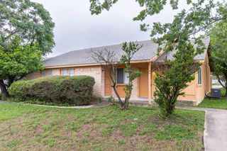 323 W William Cannon DR A, Austin, TX 78745