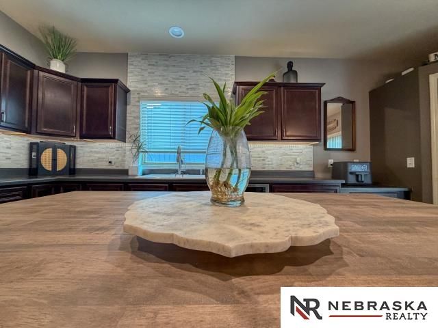 7824 S 190 Avenue, Omaha, NE 68136