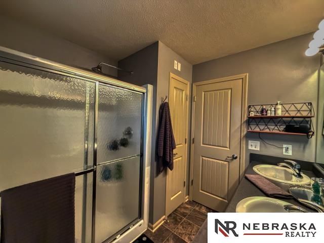 7824 S 190 Avenue, Omaha, NE 68136