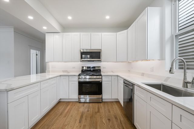 7339 S Evans Avenue, Chicago, IL 60619