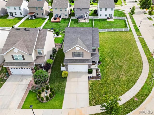 3381 Charlestowne Crossing Drive, St Charles, MO 63301