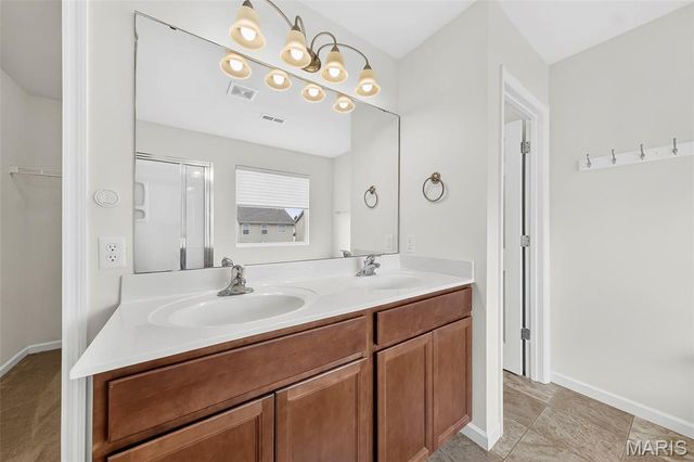 3381 Charlestowne Crossing Drive, St Charles, MO 63301