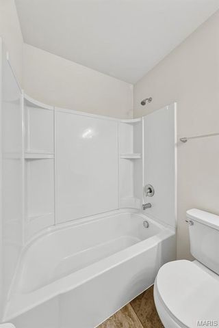 3381 Charlestowne Crossing Drive, St Charles, MO 63301