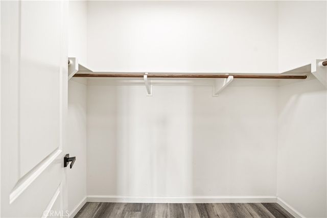 702 E Lemon Swirl, Azusa, CA 91702