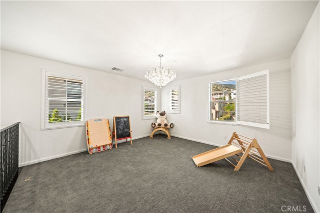 702 E Lemon Swirl, Azusa, CA 91702