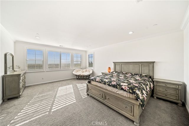 702 E Lemon Swirl, Azusa, CA 91702