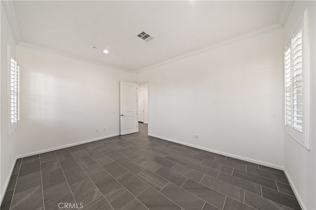 702 E Lemon Swirl, Azusa, CA 91702