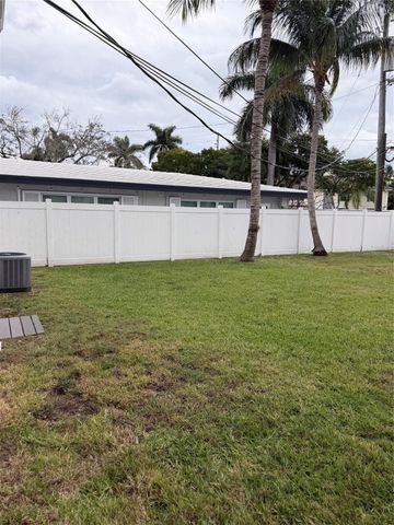 2612 NE 13th Court, Fort Lauderdale, FL 33304