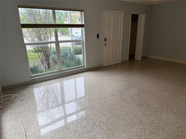 2612 NE 13th Court, Fort Lauderdale, FL 33304