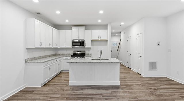 1009 Serene Rd Unit 101, Suffolk, VA 23435