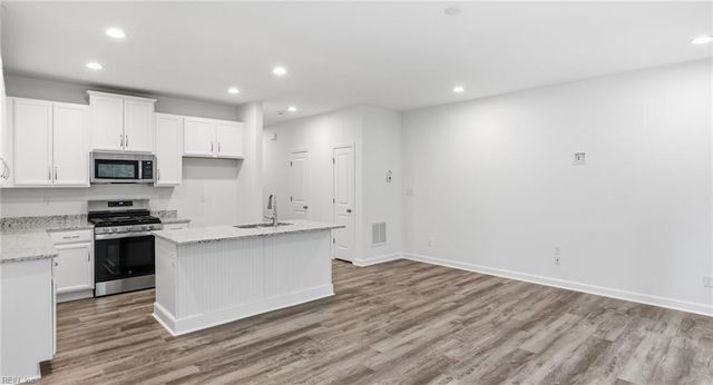 1009 Serene Rd Unit 101, Suffolk, VA 23435