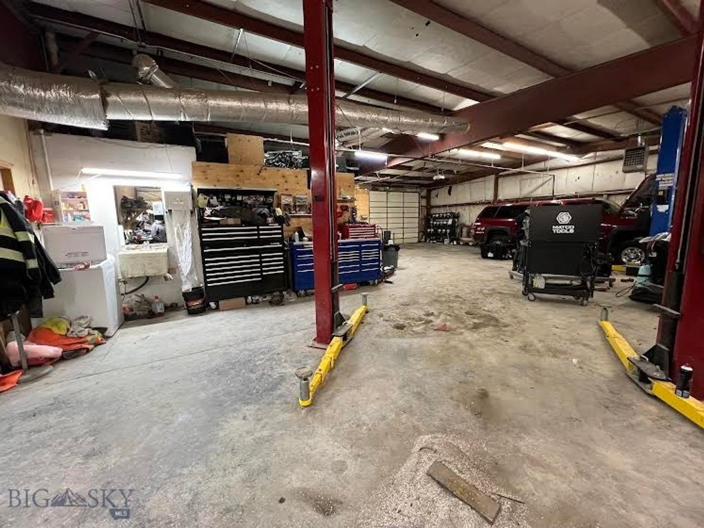 1296 US Highway 10 Highway W, Livingston, MT 59047 photo 10