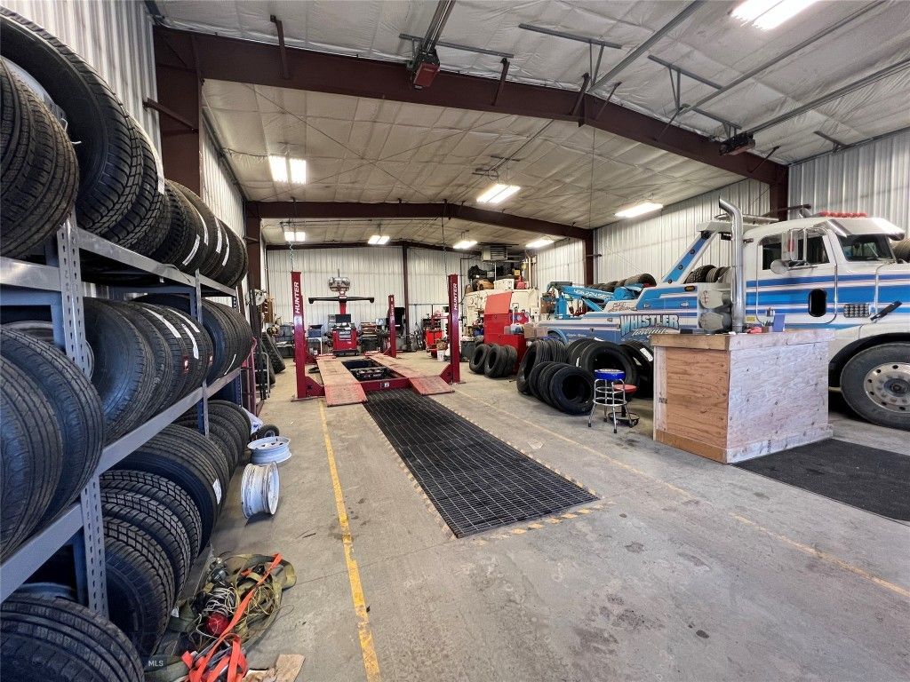 1296 US Highway 10 Highway W, Livingston, MT 59047 photo 17