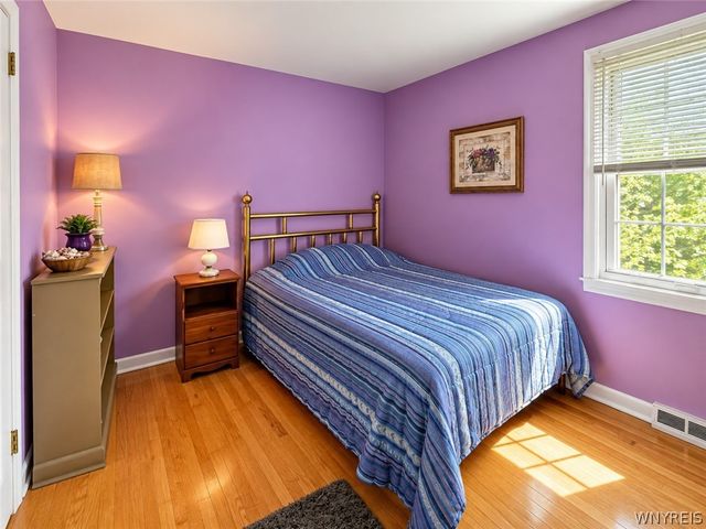 35 Treehaven Road, West Seneca, NY 14224