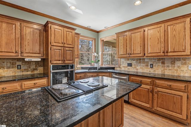 281 Ridge Way, Simpsonville, SC 29680