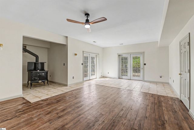 281 Ridge Way, Simpsonville, SC 29680