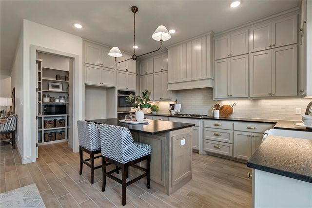 2112 Madden Circle, College Station, TX 77845