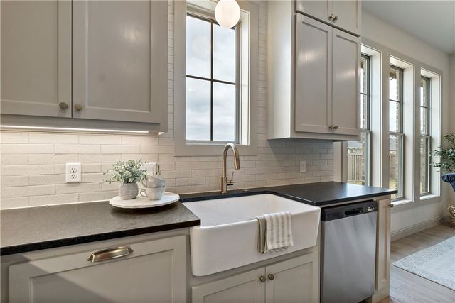 2112 Madden Circle, College Station, TX 77845