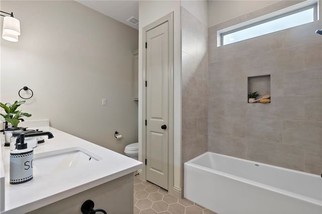 2112 Madden Circle, College Station, TX 77845