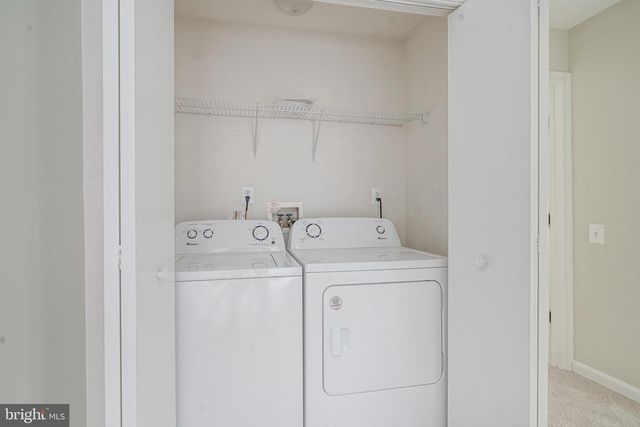 1011 CRESTMONT DR, Mantua, NJ 08051