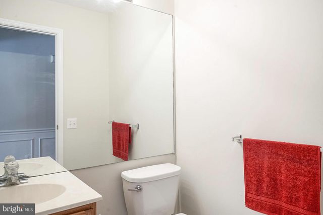 1011 CRESTMONT DR, Mantua, NJ 08051