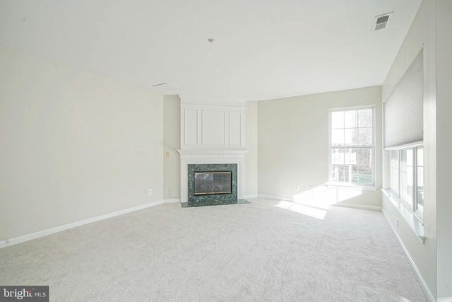 1011 CRESTMONT DR, Mantua, NJ 08051