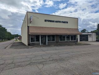 213 N 26th Street, Gadsden, AL 35904