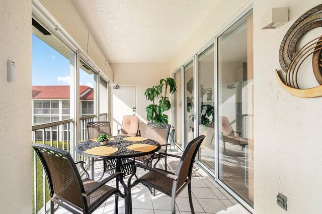 109 Half Moon Circle G3, Hypoluxo, FL 33462
