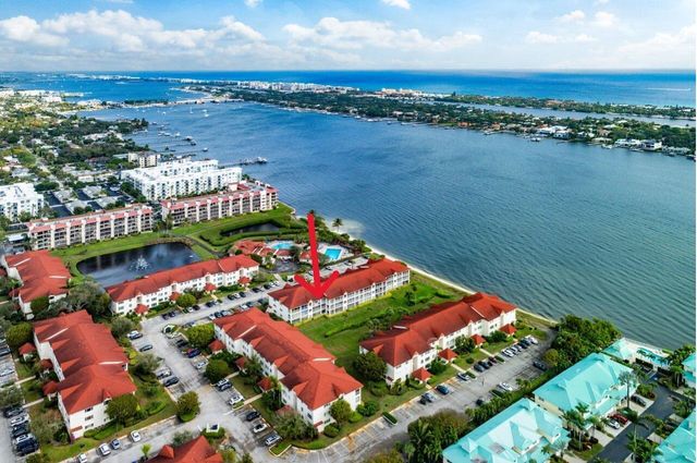 109 Half Moon Circle G3, Hypoluxo, FL 33462