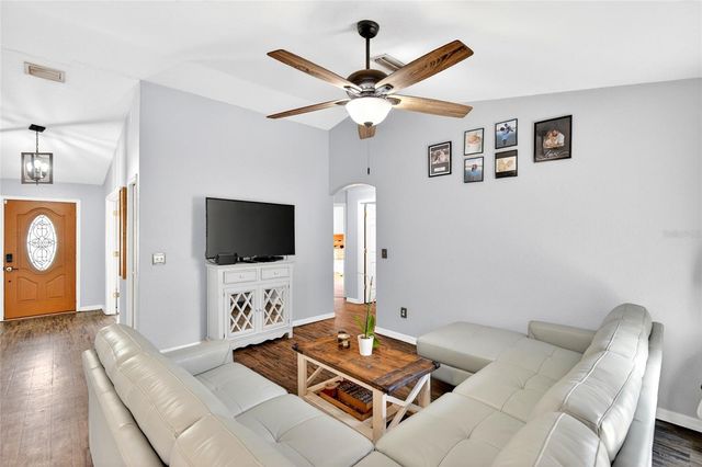 45 LARCH RADIAL, Ocala, FL 34480