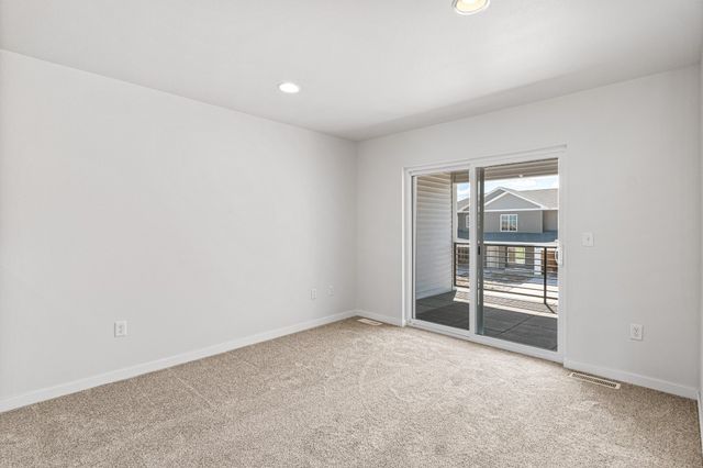 2309 Water Tower Pl, North Liberty, IA 52317