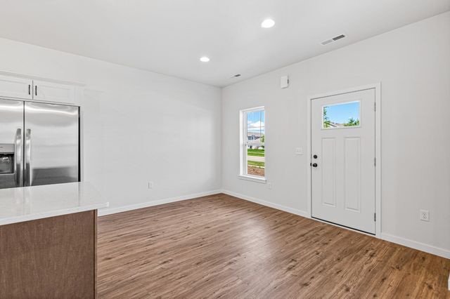 2309 Water Tower Pl, North Liberty, IA 52317