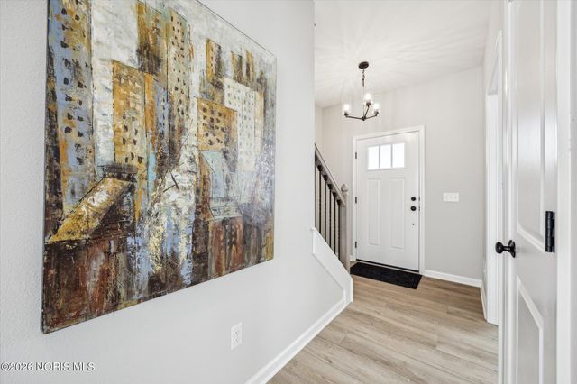 197 Valley Hall Drive, Perrysburg, OH 43551