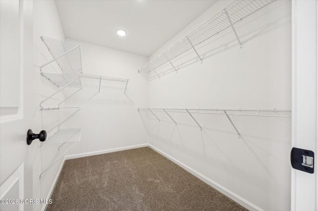 197 Valley Hall Drive, Perrysburg, OH 43551