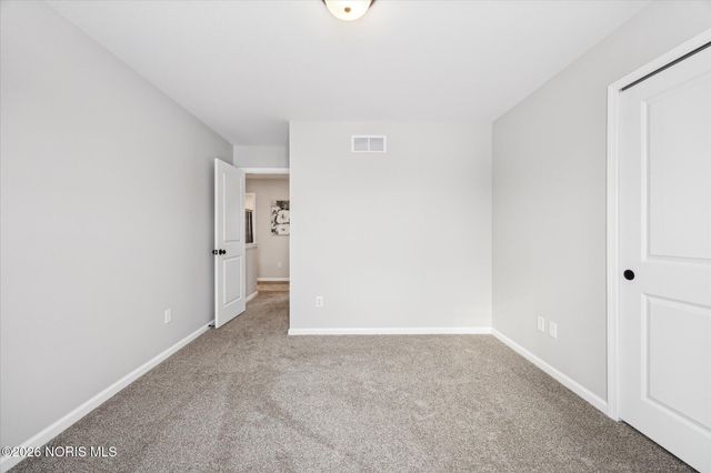 197 Valley Hall Drive, Perrysburg, OH 43551