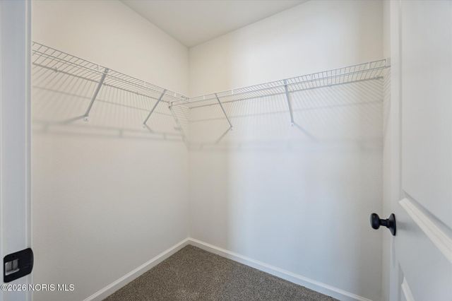 197 Valley Hall Drive, Perrysburg, OH 43551