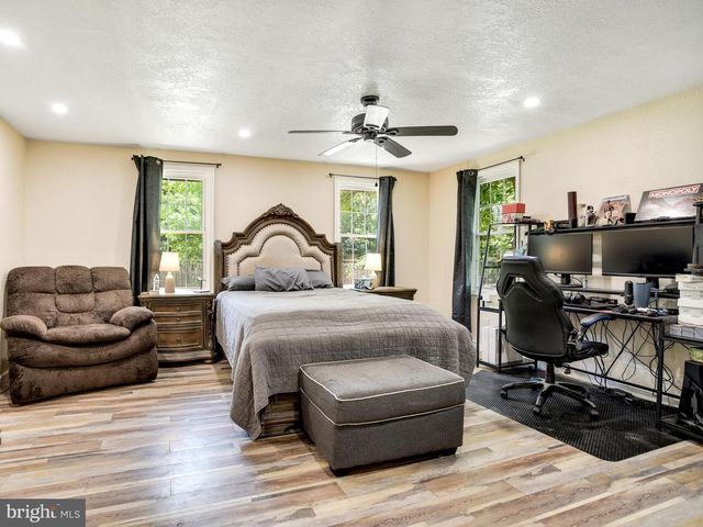 16500 BEALLE HILL RD, Waldorf, MD 20601