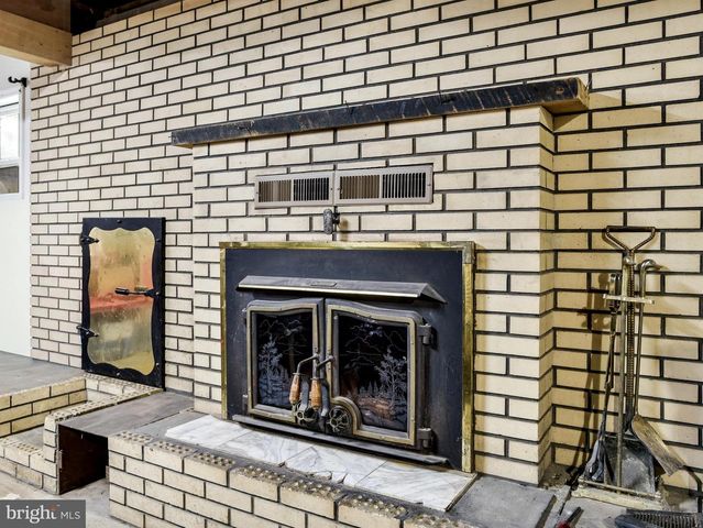 16500 BEALLE HILL RD, Waldorf, MD 20601