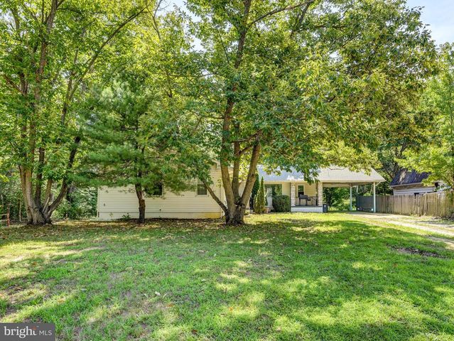 16500 BEALLE HILL RD, Waldorf, MD 20601