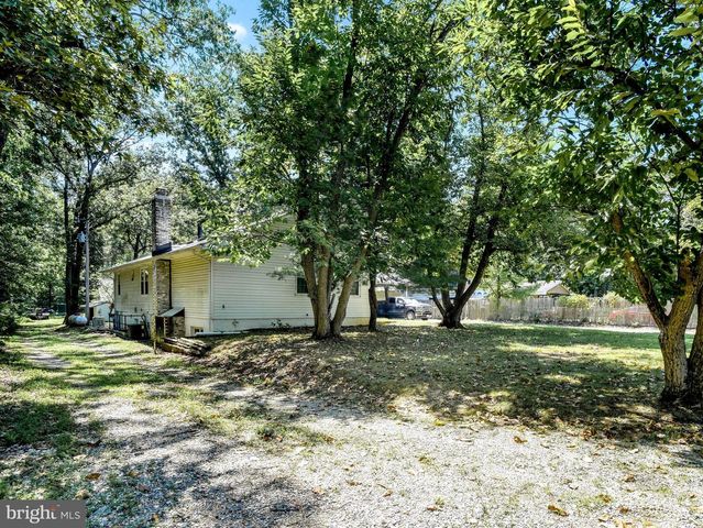 16500 BEALLE HILL RD, Waldorf, MD 20601
