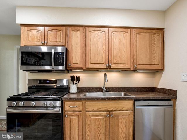 16500 BEALLE HILL RD, Waldorf, MD 20601