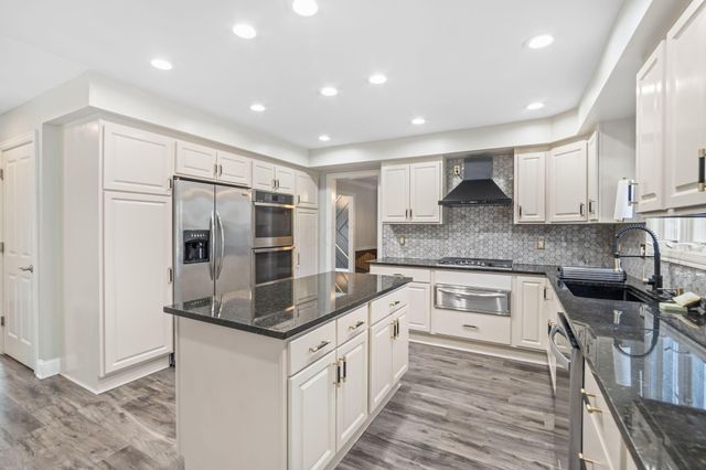 6315 Crystal Valley Drive, Galena, OH 43021