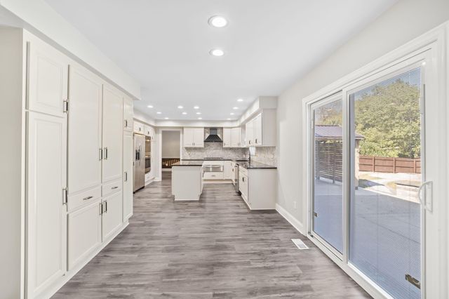 6315 Crystal Valley Drive, Galena, OH 43021