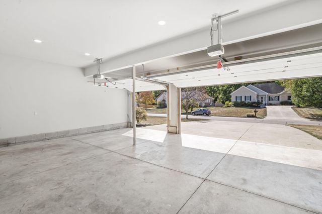 6315 Crystal Valley Drive, Galena, OH 43021