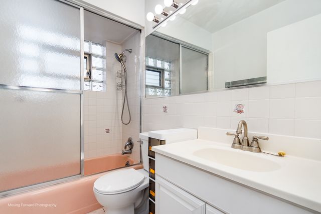 1509 Brown Street 11E, Des Plaines, IL 60016