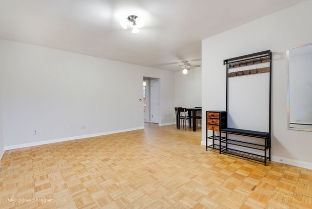 1509 Brown Street 11E, Des Plaines, IL 60016